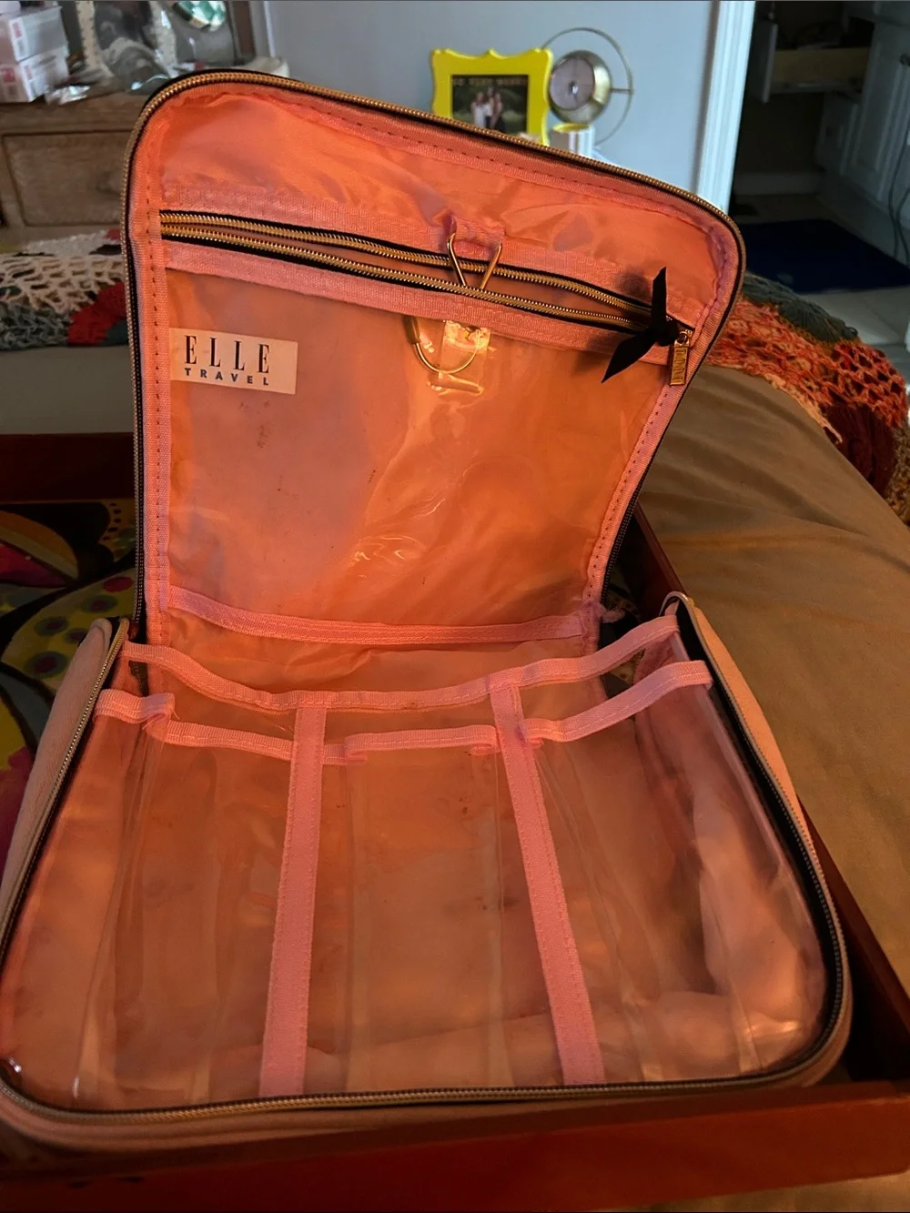 Elle stylish pink